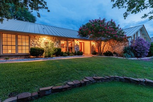2820 Aurora, Horseshoe Bay, TX, 78657-5711 | Card Image