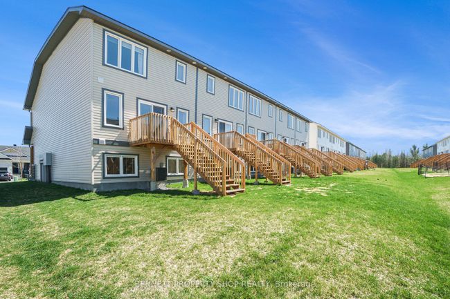 63 Whitcomb Cres, House attached with 3 bedrooms, 3 bathrooms and 2 parking in Smiths Falls ON | Image 23