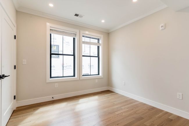 UNIT-1 - 281 Lamartine St, Condo with 4 bedrooms, 2 bathrooms and 1 parking in Boston MA | Image 9