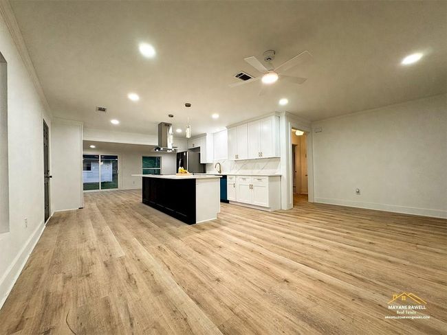 2245 5 Th St, House other with 4 bedrooms, 2 bathrooms and 2 parking in Port Neches TX | Image 6