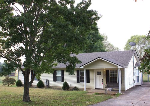 317 Bumpus Mill Rd, Oak Grove, KY, 42262-9309 | Card Image