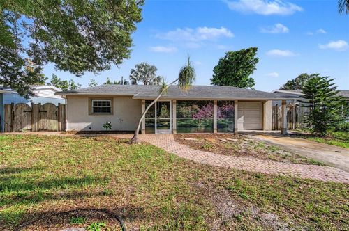 5580 58th Ave N, ST PETERSBURG, FL, 33709-2046 | Card Image