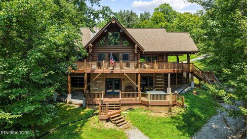 136 Landmark Dr, New Tazewell, TN, 37825-6319 | Card Image