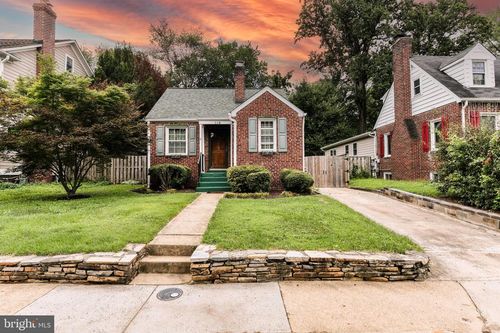 119 W George Mason Rd, FALLS CHURCH, VA, 22046-4002 | Card Image