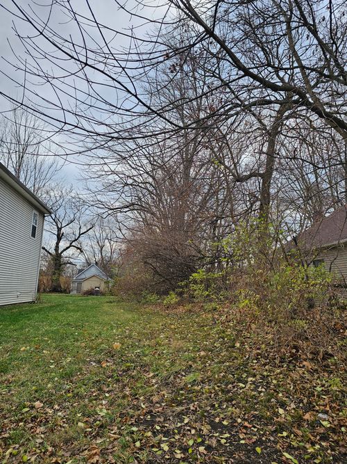 931 W 27th St, Indianapolis, IN, 46208-5423 | Card Image