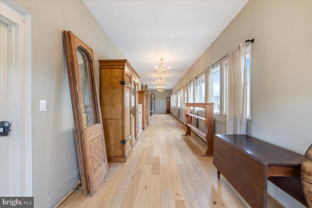 Commercial Lease in RED HILL 4