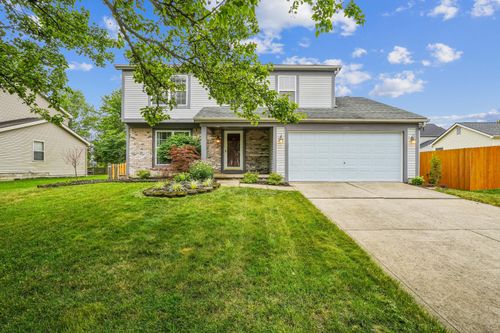 3279 Prairie Gardens Dr, Hilliard, OH, 43026-3821 | Card Image