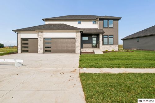 3806 Prairie Ln, Lincoln, NE, 68521 | Card Image