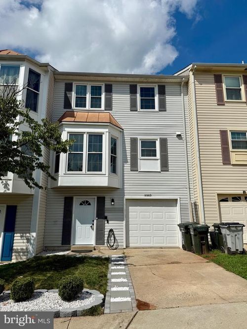 8969 Cannon Ridge Dr, MANASSAS, VA, 20110-4809 | Card Image