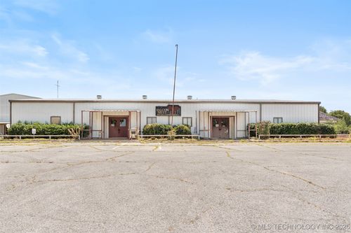 8962 S Old Farris Rd, Atoka, OK, 74525-5543 | Card Image