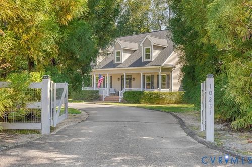 10281 Old Quarter Ln, New Kent, VA, 23124-2625 | Card Image