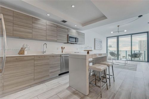 unit-2905-121 Ne 34th St, Miami, FL, 33137-3888 | Card Image