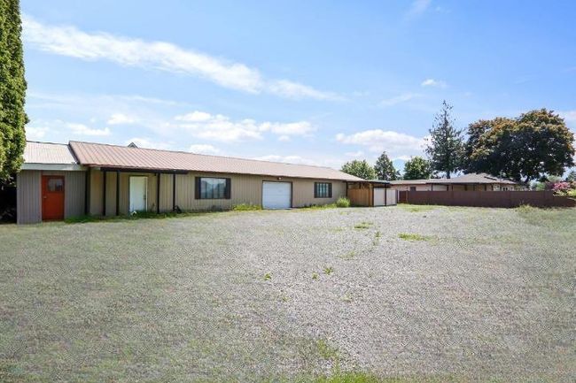 7526 Lickman Rd, House other with 5 bedrooms, 4 bathrooms and null parking in Chilliwack BC | Image 18