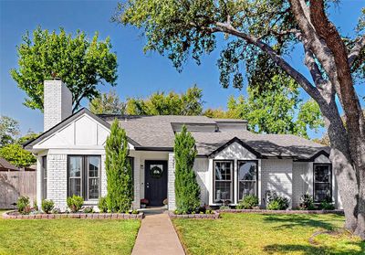 View of front of house featuring a front lawn | Image 1