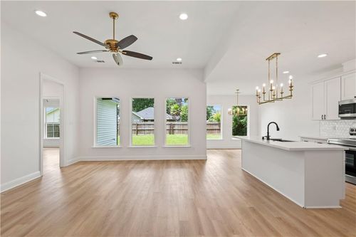 1553 Live Oak St, Slidell, LA, 70460-8811 | Card Image