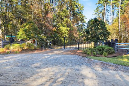 7783 Chaplin Garden Ln, Edisto Island, SC, 29438-6528 | Card Image