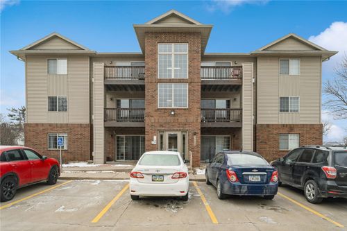apt-1-3110 Wilson Ave Sw, Cedar Rapids, IA, 52404-7813 | Card Image
