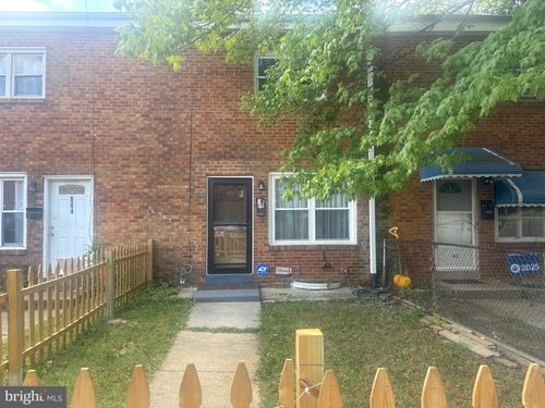 802 E 28th St, WILMINGTON, DE, 19802-3607 | Card Image