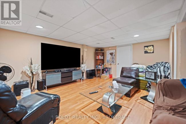 5032 Heather Ave, House other with 6 bedrooms, 4 bathrooms and 6 parking in Niagara Falls ON | Image 29