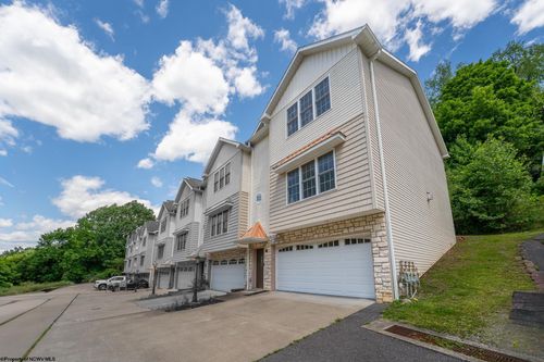 108 Claremont Ct, Morgantown, WV, 26501-6284 | Card Image