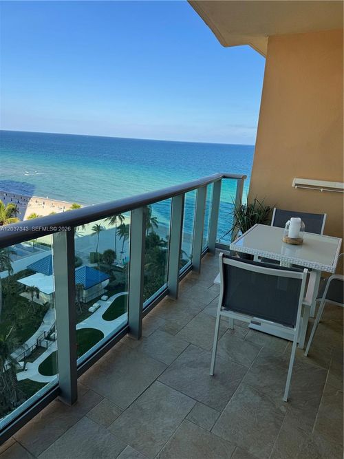 1105-2501 S Ocean Dr, Hollywood, FL, 33019-2633 | Card Image