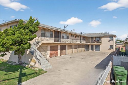 1004 N Poinsettia Ave, Compton, CA, 90221-2164 | Card Image