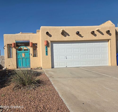 2187 Foxtail Pine Dr, Las Cruces, NM, 88012-6094 | Card Image