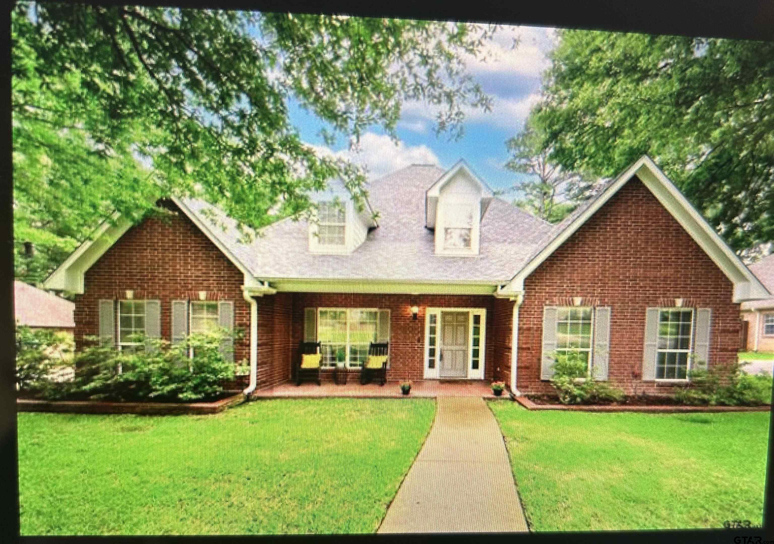 Hallye Ln, Tyler, TX 75703