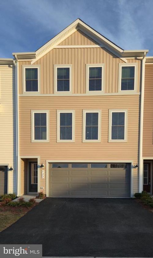 127 Heyford Dr, STEPHENSON, VA, 22656-2153 | Card Image