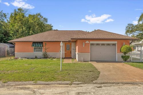 25 Forest Dr, DAVENPORT, FL, 33837-9732 | Card Image