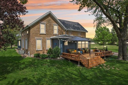 N5562 County Road A, LAKE MILLS, WI, 53551-9538 | Card Image