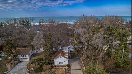 18 Diana Rd, Ogden Dunes, IN, 46368-1013 | Card Image