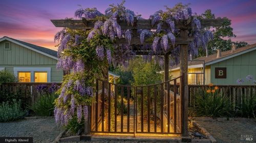 17323 Hillside Avenue, Sonoma, CA, 95476 | Card Image