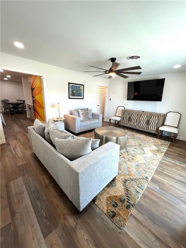 APT-3 - 1601 Ocean Dr, Condo with 2 bedrooms, 0 bathrooms and null parking in Corpus Christi TX | Image 9