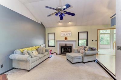 246 Teal Lane, House other with 3 bedrooms, 2 bathrooms and 2 parking in Braidwood IL | Image 3