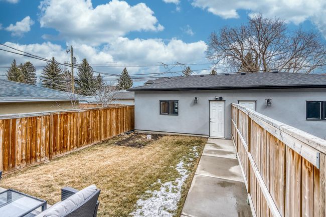 4004 1 St Nw, Home with 4 bedrooms, 3 bathrooms and 2 parking in Calgary AB | Image 42