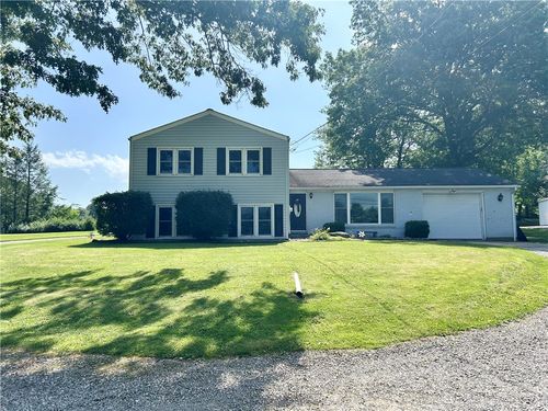 302 Freeport St, Saxonburg, PA, 16056-9454 | Card Image
