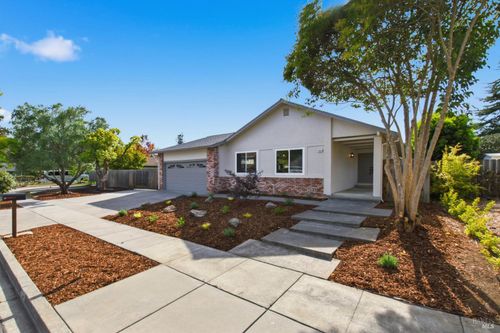 3341 Sunview Dr, Napa, CA, 94558-4219 | Card Image