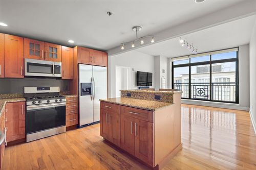 apt-1209-1025 Maxwell Ln, Hoboken, NJ, 07030-6828 | Card Image