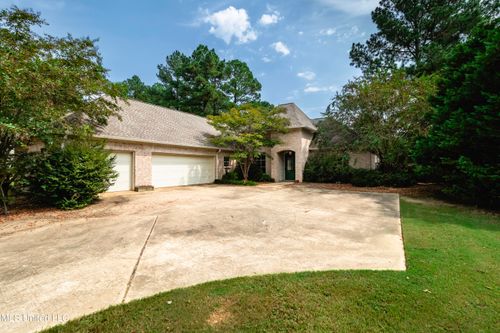 126 Grayhawk Pkwy, Madison, MS, 39110-6960 | Card Image