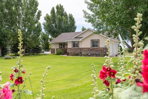 3256 E 100 N, Rigby, ID, 83442-5600 | Card Image
