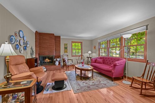1455 Shryer Ave W, Roseville, MN, 55113-5831 | Card Image