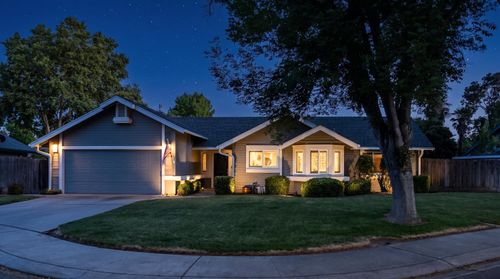 3012 Mammoth Way, Modesto, CA, 95355 | Card Image