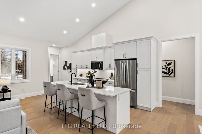 12 Cameron Crt, House other with 3 bedrooms, 3 bathrooms and 6 parking in Cavan ON | Image 9