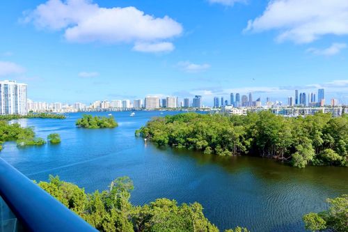 unit-718-16385 Biscayne Blvd, Aventura, FL, 33160-5459 | Card Image