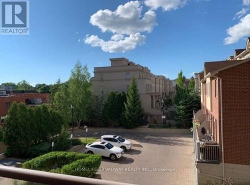 315-2 Clairtrell Rd, North York, ON, M2N7H5 | Card Image