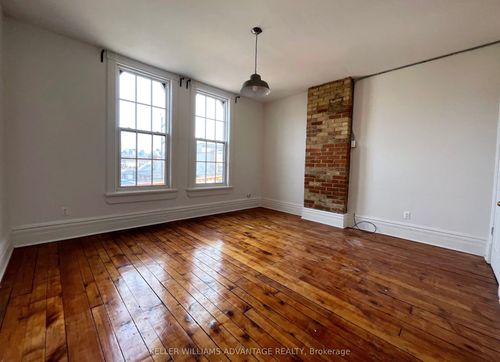 3rd-flr-134 Ossington Ave, Toronto, ON, M6J2Z5 | Card Image