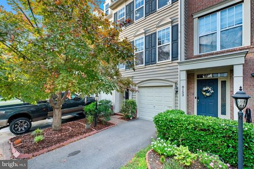 8151 Dove Cottage Ct, LORTON, VA, 22079-2358 | Card Image