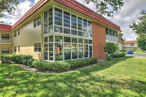 106-46 Woodland Dr, VERO BEACH, FL, 32962-3710 | Card Image