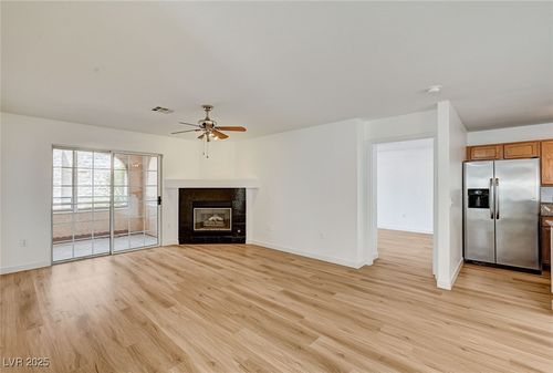 unit-159-8452 Boseck Dr, Las Vegas, NV, 89145-2429 | Card Image